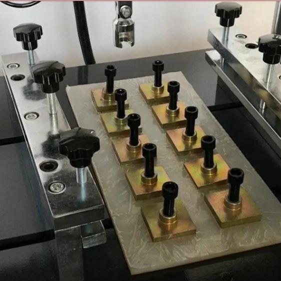 8砂漿強(qiáng)度拉拔試驗機(jī) 電子粘接強(qiáng)度拉拔力檢測儀1.png